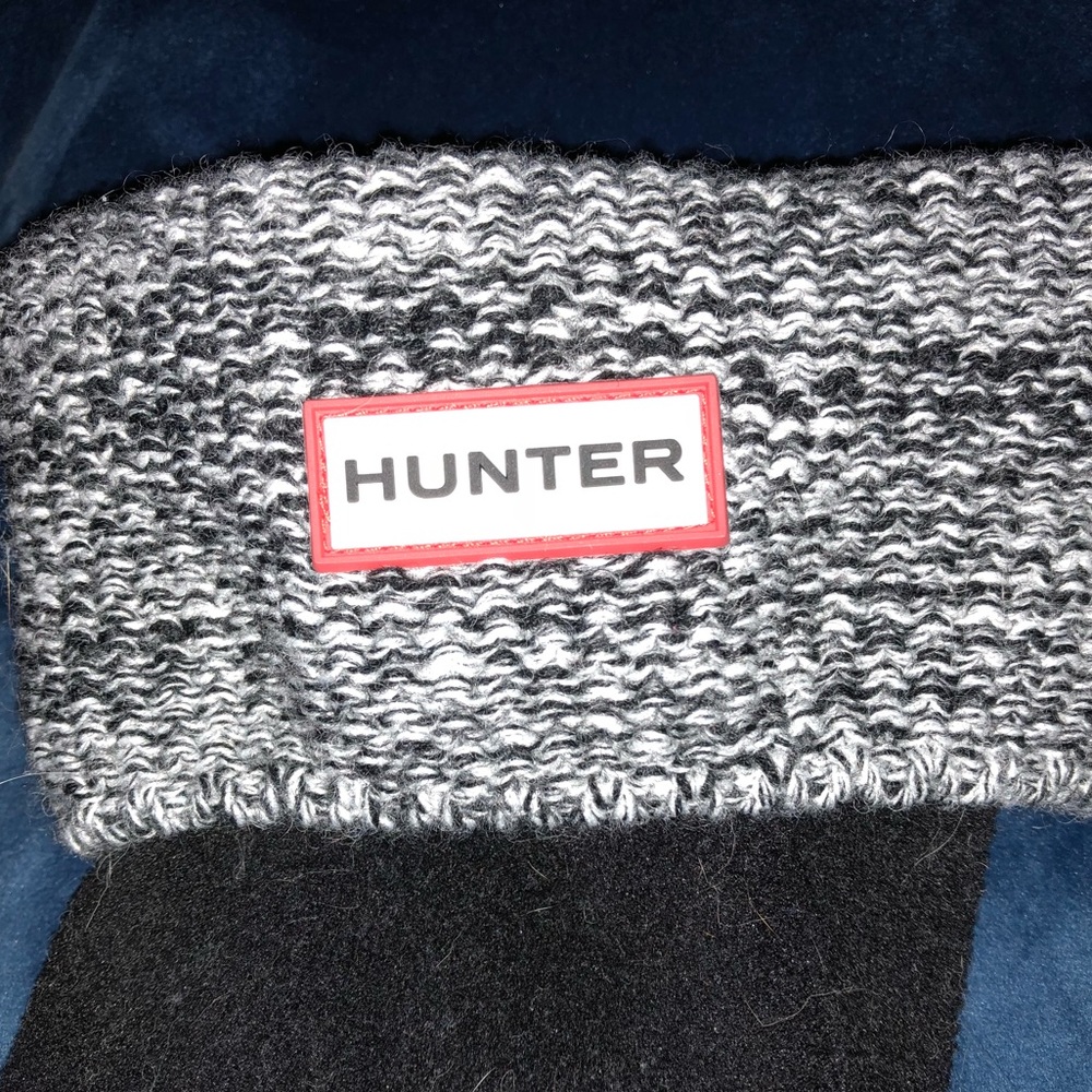 Original Six-Stitch Cable Boot Socks: Black/Grey